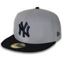 dopasowana-szara-i-granatowa-czapka-z-daszkiem-59fifty-world-series-2000-z-naszywka-boczna-new-york-yankees-mlb-od-new-era