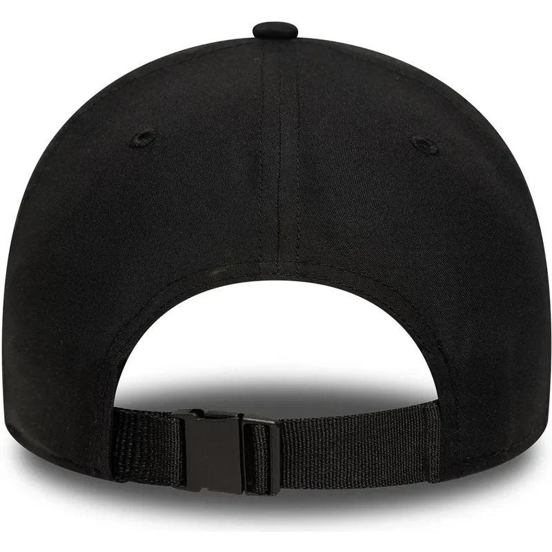 czapka-z-daszkiem-czarna-regulowana-9forty-pin-chicago-bulls-nba-new-era