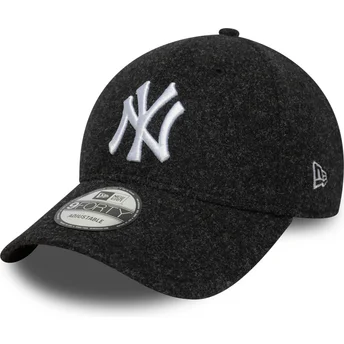 Czarna czapka z zakrzywionym daszkiem snapback 9FORTY Melton Wool New York Yankees MLB od New Era