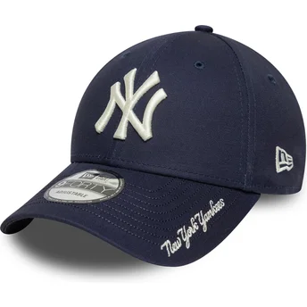 Cappellino curvo blu navy regolabile 9FORTY Visor Script dei New York Yankees MLB di New Era