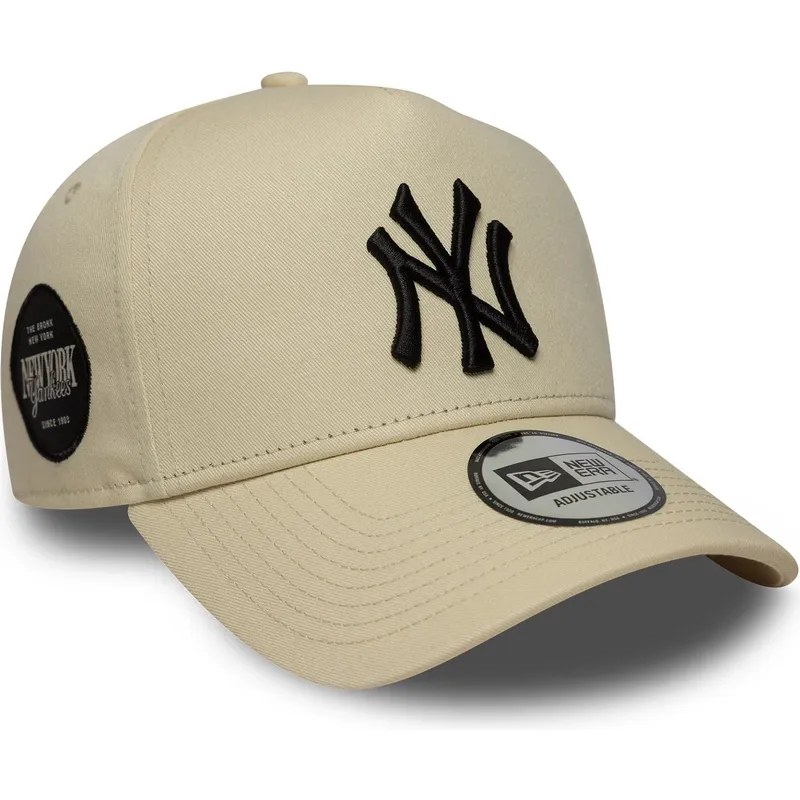 bezowa-czapka-z-daszkiem-typu-snapback-9forty-e-frame-side-patch-new-york-yankees-mlb-od-new-era
