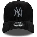 czarna-zakrzywiona-czapka-regulowana-9forty-e-frame-cord-new-york-yankees-mlb-od-new-era