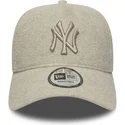 beige-gebogene-snapback-kappe-mit-beige-logo-9forty-e-frame-melton-der-new-york-yankees-mlb-von-new-era