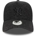 cappellino-snapback-nero-con-visiera-curva-e-logo-nero-9forty-e-frame-melton-dei-new-york-yankees-mlb-di-new-era