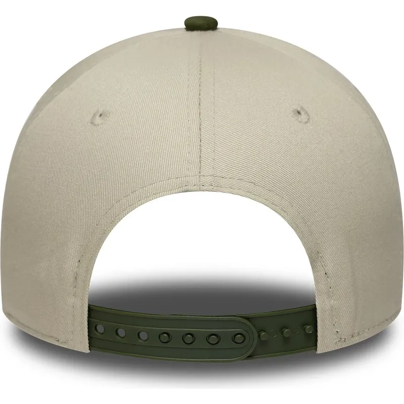 bezowa-czapka-z-daszkiem-i-kamuflazem-snapback-9forty-e-frame-camo-patch-new-era