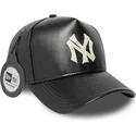 schwarze-gebogene-verstellbare-9forty-e-frame-img-leather-kappe-der-new-york-yankees-mlb-von-new-era