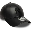 cappellino-nero-snapback-con-visiera-curva-e-logo-nero-9forty-m-crown-pu-dei-new-york-yankees-mlb-di-new-era