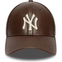 justerbar-brun-bojd-keps-9forty-m-crown-img-leather-new-york-yankees-mlb-fran-new-era