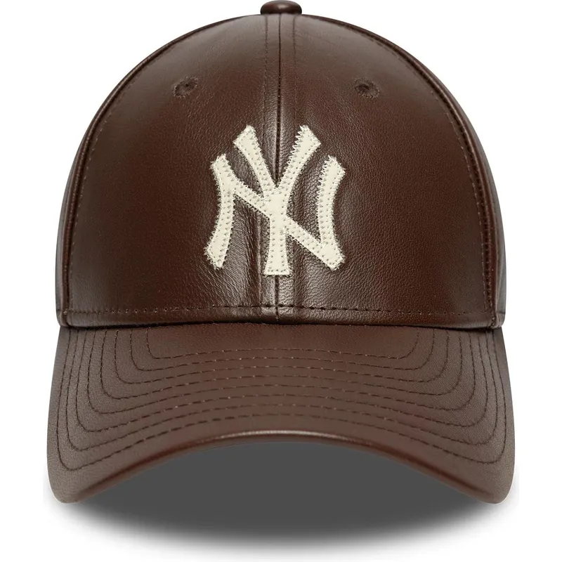 cappellino-curvo-marrone-regolabile-9forty-m-crown-img-leather-dei-new-york-yankees-mlb-di-new-era