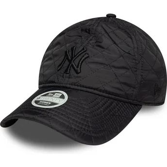 Cappello curvo nero regolabile da donna con logo nero 9TWENTY Padded dei New York Yankees MLB di New Era