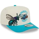 beige-och-bla-bojd-snapback-keps-9fifty-a-frame-precurved-hardwood-classics-charlotte-hornets-nba-fran-new-era