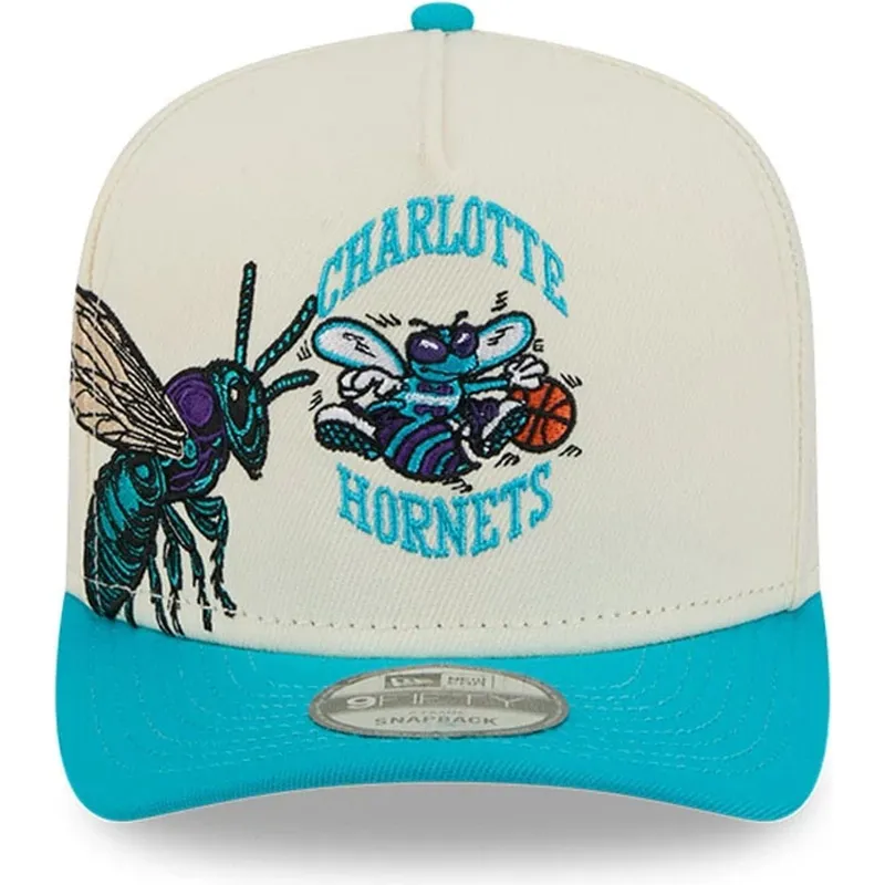 gorra-curva-beige-y-azul-snapback-9fifty-a-frame-precurved-hardwood-classics-de-charlotte-hornets-nba-de-new-era