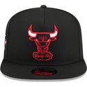 cappello-snapback-nero-a-visiera-piatta-9fifty-a-frame-hardwood-classics-dei-chicago-bulls-nba-di-new-era