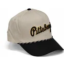 beige-und-schwarze-snapback-cap-rise-structured-der-pittsburgh-pirates-mlb-von-nike
