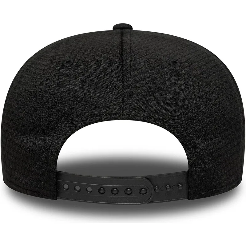 cappellino-curvo-nero-snapback-9seventy-stretch-snap-mesh-flawless-di-new-york-yankees-mlb-di-new-era