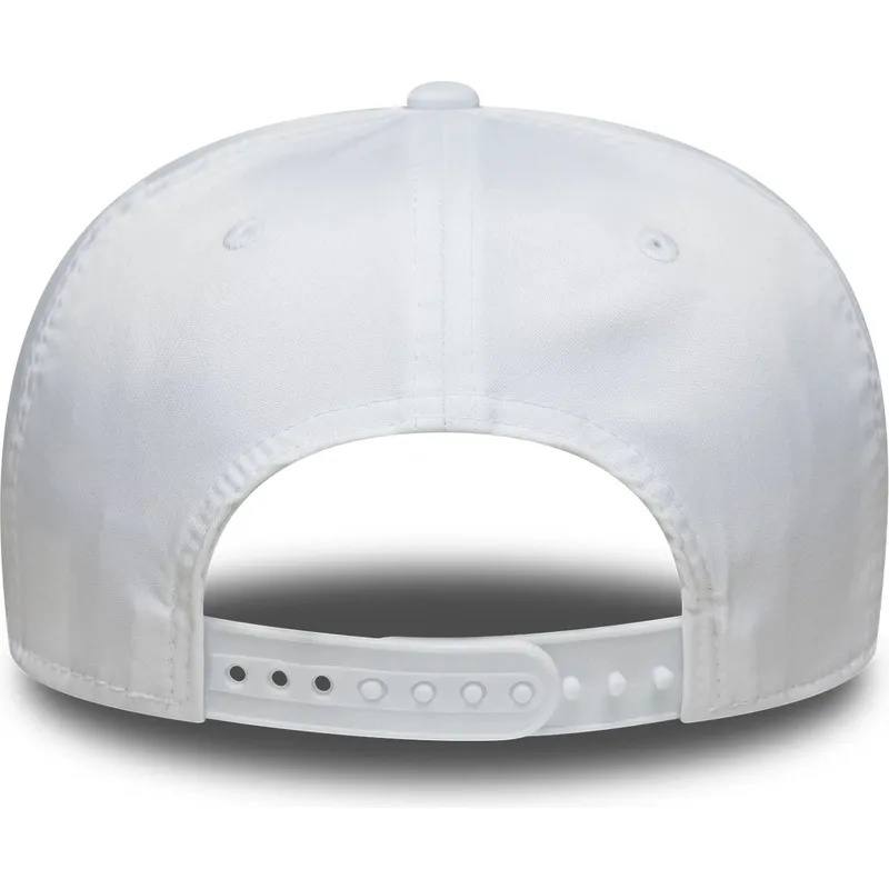 vit-bojd-keps-snapback-9seventy-stretch-snap-technical-golf-fran-new-era