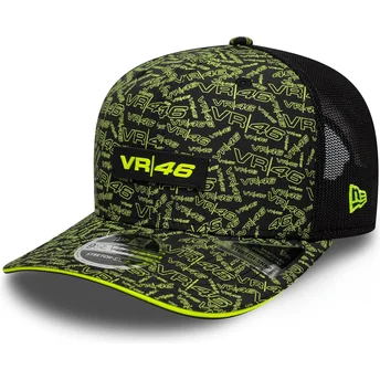 Cappellino trucker nero e giallo 9SEVENTY Stretch Snap All Over Print di Valentino Rossi VR46 MotoGP di New Era