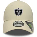 cappellino-curvo-beige-regolabile-9forty-recycled-midi-dei-las-vegas-raiders-nfl-di-new-era
