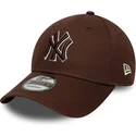 new-era-curved-brim-brown-logo-9forty-outline-new-york-yankees-mlb-brown-adjustable-cap