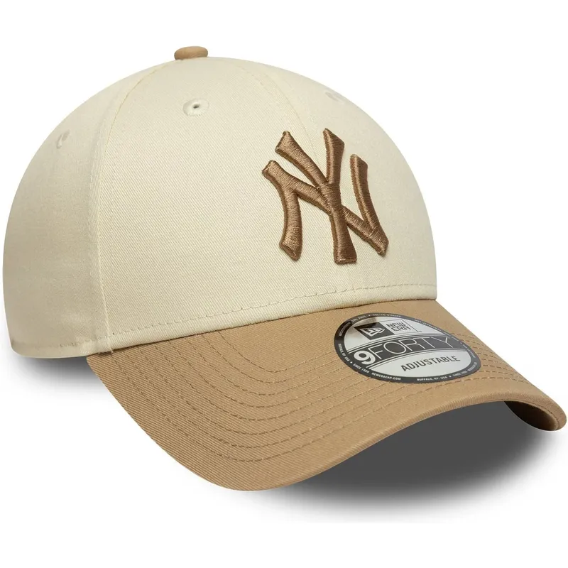 cappellino-con-visiera-curva-beige-e-marrone-regolabile-con-logo-marrone-9forty-colour-block-di-new-york-yankees-mlb-di-new-era