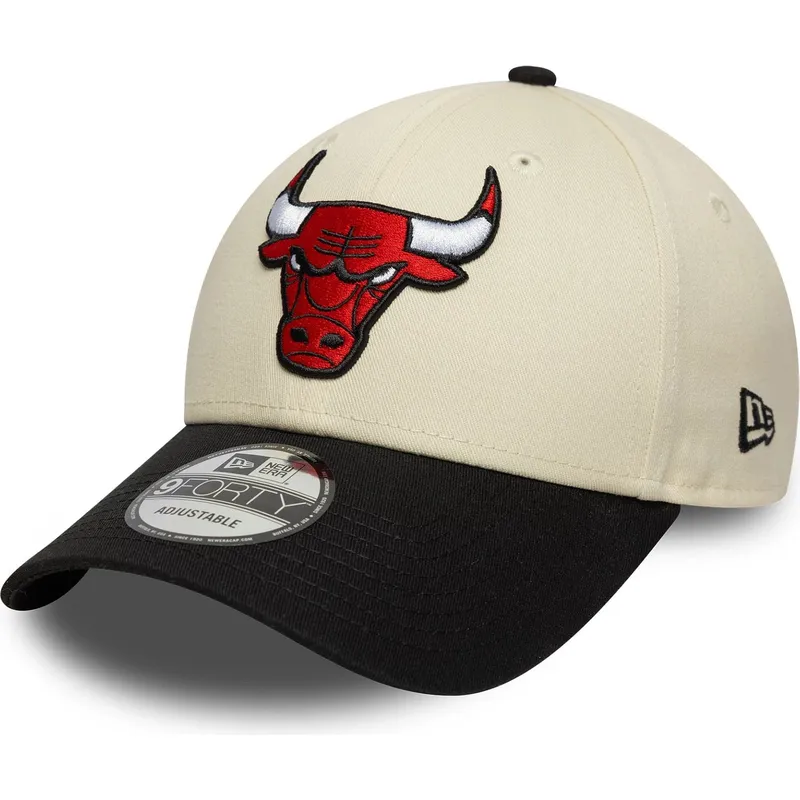 beige-und-schwarze-verstellbare-curved-cap-9forty-colour-block-der-chicago-bulls-nba-von-new-era