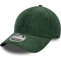 cappellino-curvo-verde-regolabile-con-logo-verde-9forty-m-crown-cord-dei-new-york-yankees-mlb-di-new-era