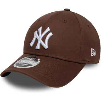 Gorra curva marrón snapback 9FORTY M-Crown de New York Yankees MLB de New Era