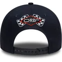 marinbla-och-rod-kurvad-keps-snapback-9forty-m-crown-visor-print-fran-red-bull-racing-formula-1-av-new-era