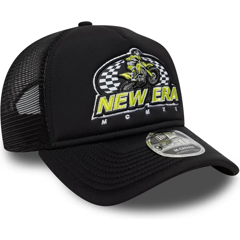 svart-trucker-keps-9forty-m-crown-graphic-fran-new-era