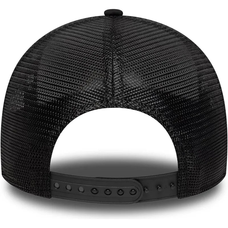 cappellino-trucker-nero-9forty-m-crown-graphic-di-new-era