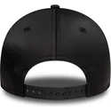 gorra-curva-negra-snapback-con-logo-negro-para-mujer-9forty-satin-de-new-york-yankees-mlb-de-new-era