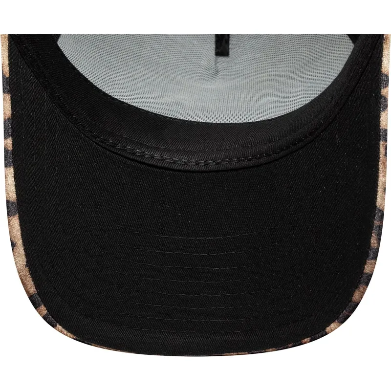 cappellino-trucker-leopardato-da-donna-9forty-a-frame-m-crown-di-new-era