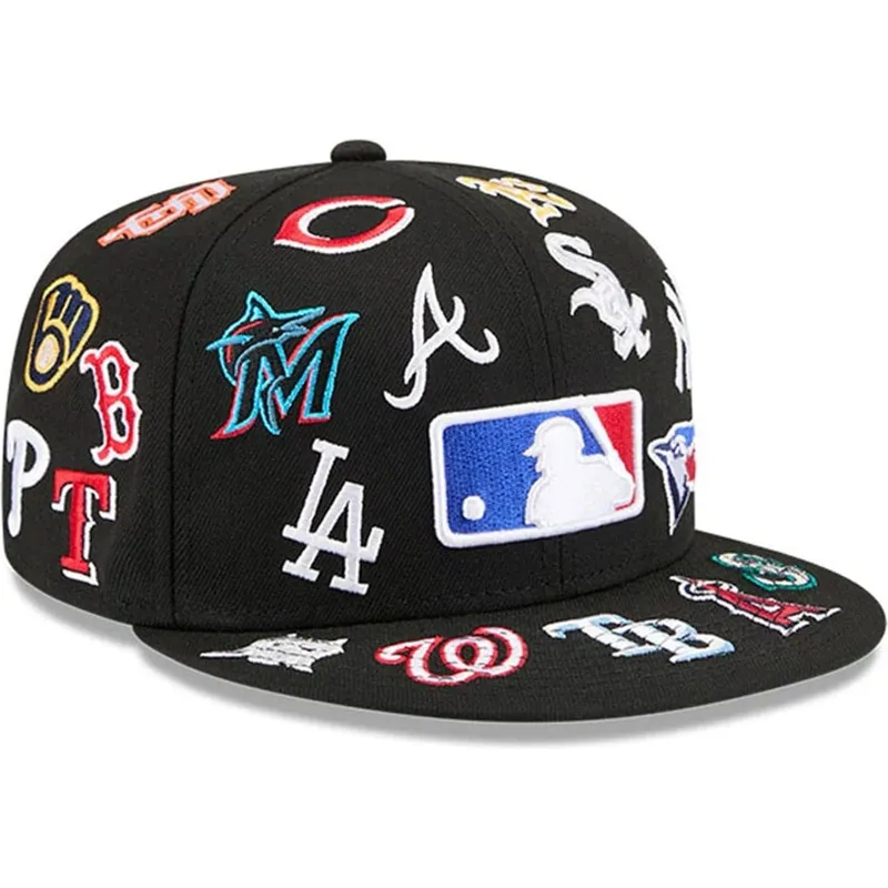 schwarze-enganliegende-59fifty-all-over-flat-cap-von-mlb-von-new-era