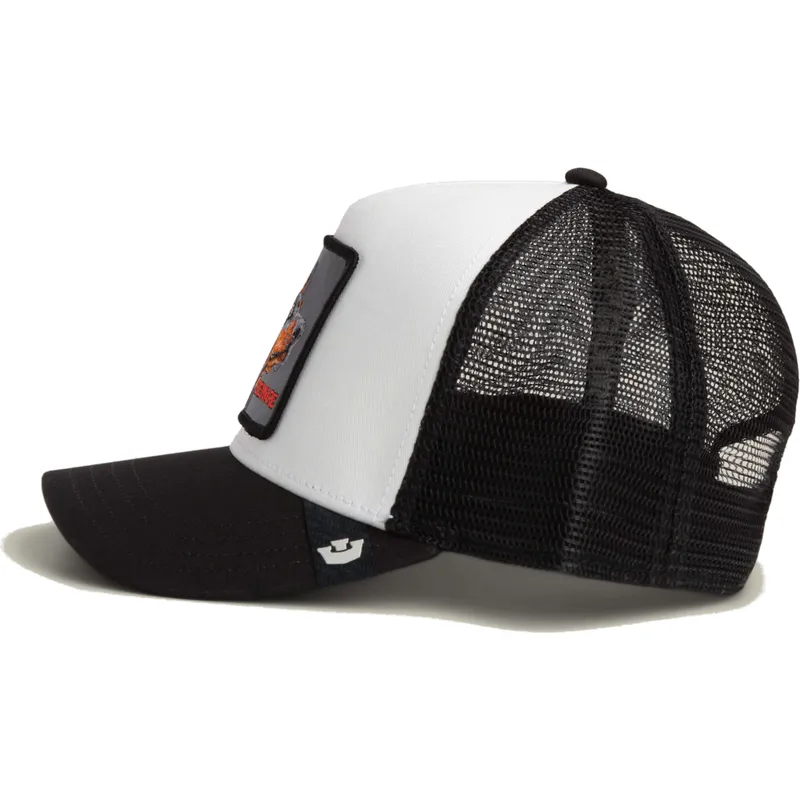 svart-trucker-keps-dobermann-hund-beware-the-farm-fran-goorin-bros