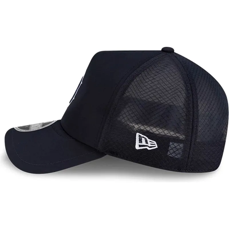 cappellino-trucker-blu-navy-con-logo-blu-navy-9forty-apex-bp-dei-boston-red-sox-mlb-di-new-era