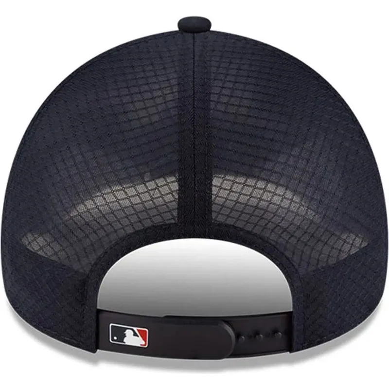 marineblaue-trucker-cap-mit-marineblauem-logo-9forty-apex-bp-der-boston-red-sox-mlb-von-new-era