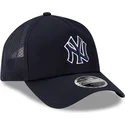 cappellino-trucker-blu-navy-con-logo-blu-navy-9forty-apex-batting-practice-dei-new-york-yankees-mlb-di-new-era