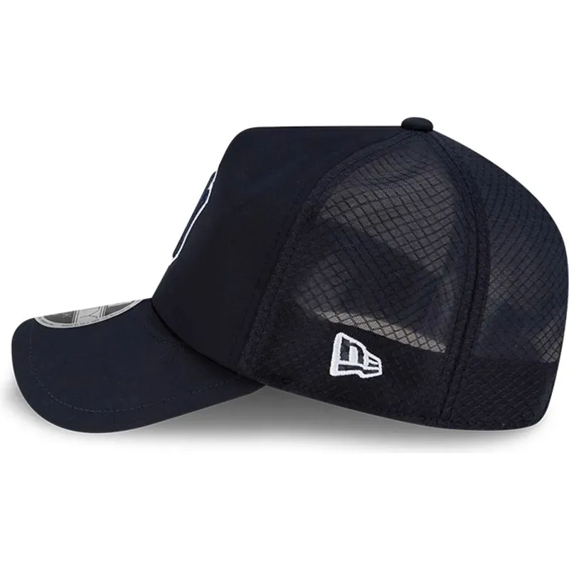 cappellino-trucker-blu-navy-con-logo-blu-navy-9forty-apex-batting-practice-dei-new-york-yankees-mlb-di-new-era