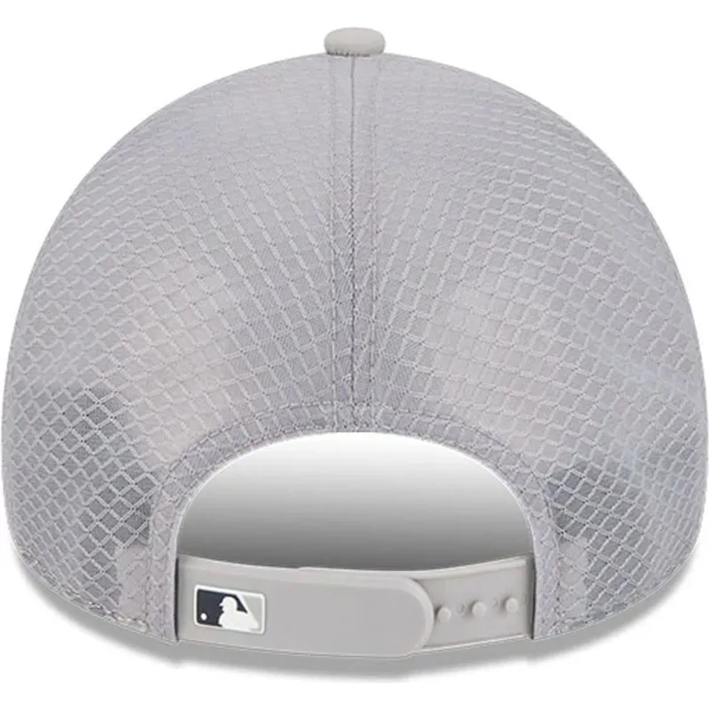 graue-trucker-kappe-9forty-apex-batting-practice-der-new-york-yankees-mlb-von-new-era