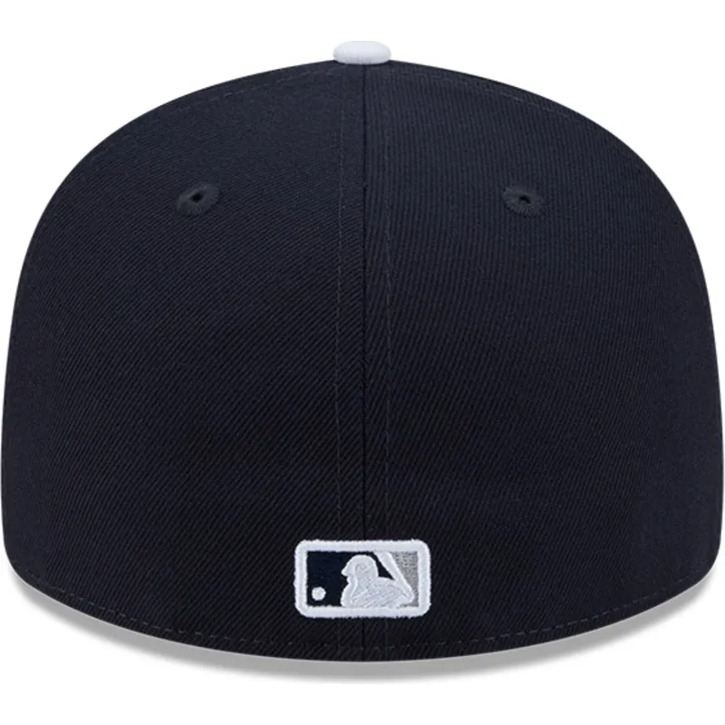 granatowo-biala-dopasowana-czapka-z-zakrzywionym-daszkiem-59fifty-spring-training-new-york-yankees-mlb-new-era