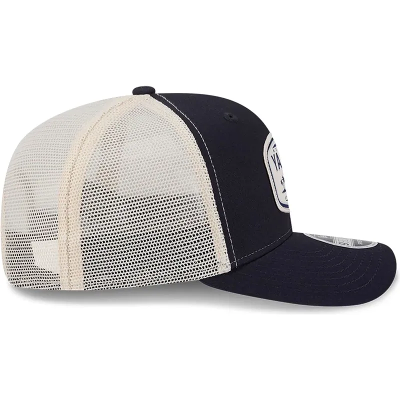 cappellino-trucker-blu-navy-9seventy-stretch-snap-patch-dei-new-york-yankees-mlb-di-new-era