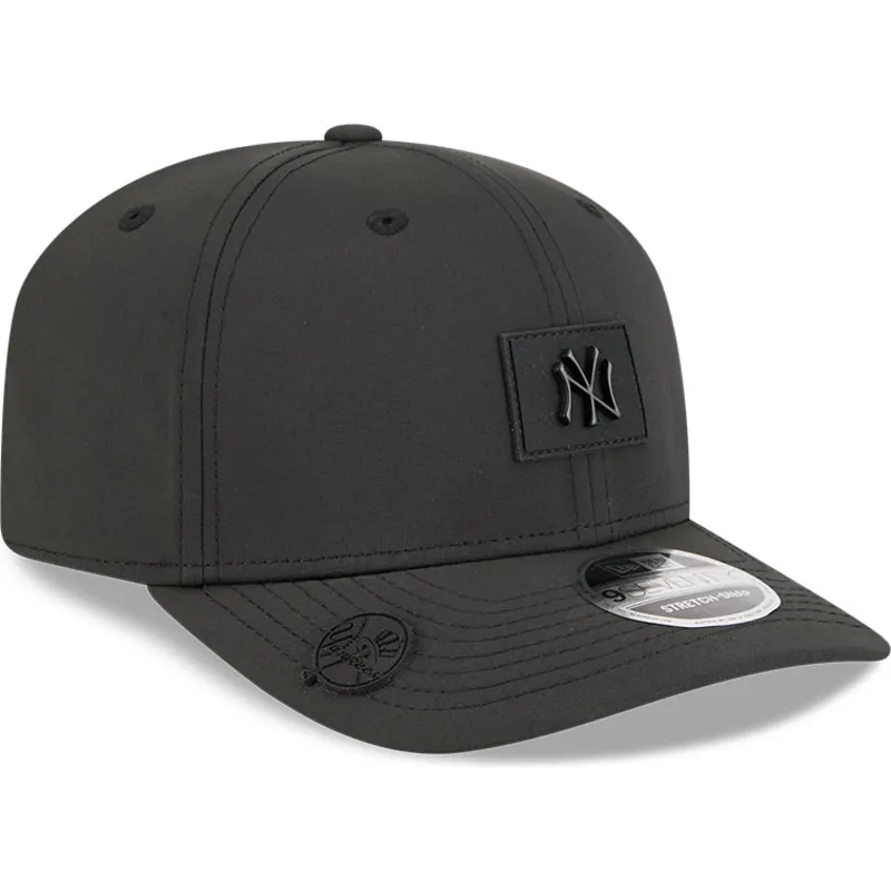 czarna-zakrzywiona-czapka-snapback-9seventy-stretch-snap-clubhouse-new-york-yankees-mlb-new-era