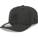 czarna-zakrzywiona-czapka-snapback-9seventy-stretch-snap-clubhouse-new-york-yankees-mlb-new-era
