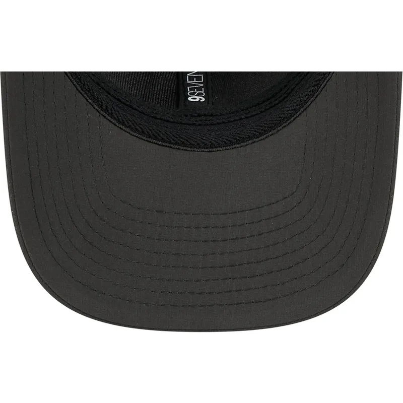 cappellino-curvo-nero-snapback-9seventy-stretch-snap-clubhouse-dei-new-york-yankees-mlb-di-new-era