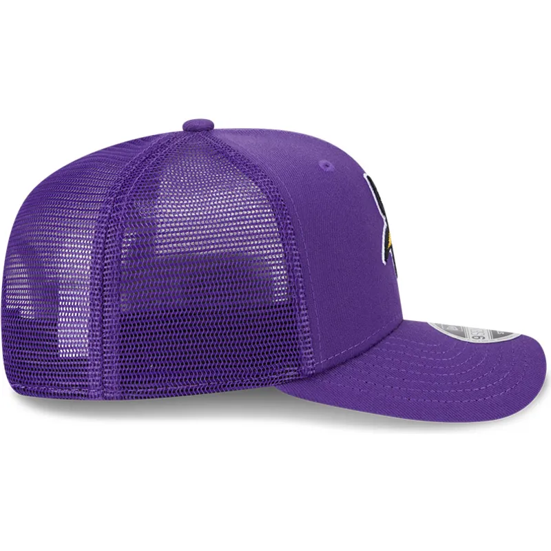 cappellino-trucker-viola-9seventy-stretch-snap-evergreen-dei-minnesota-vikings-nfl-di-new-era