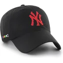 cappellino-curvo-nero-regolabile-clean-up-eight-bit-hero-dei-new-york-yankees-mlb-di-47-brand