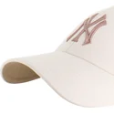 bezowa-czapka-z-daszkiem-snapback-z-brazowym-logo-mvp-ballpark-new-york-yankees-mlb-od-47-brand