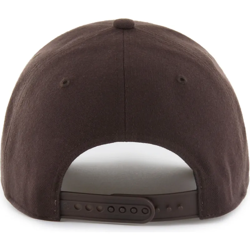 brun-kurvad-snapback-keps-med-gront-mvp-logotyp-fran-new-york-yankees-mlb-av-47-brand