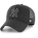 svart-truckerkeps-med-svart-outline-mvp-branson-logotyp-fran-new-york-yankees-mlb-av-47-brand