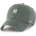 gron-bojd-justerbar-keps-med-vit-logotyp-clean-up-base-runner-fran-new-york-yankees-mlb-av-47-brand